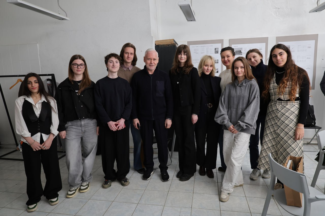 Ігор Терехов обговорив відновлення міста зі студентами Харківської школи архітектури